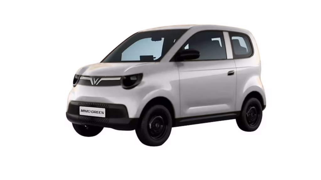 Vinfast Minio Green vs MG Comet EV: A New Rivalry in India’s Mini EV Market Vinfast Minio Green vs MG Comet EV: A New Rivalry in India’s Mini EV Market