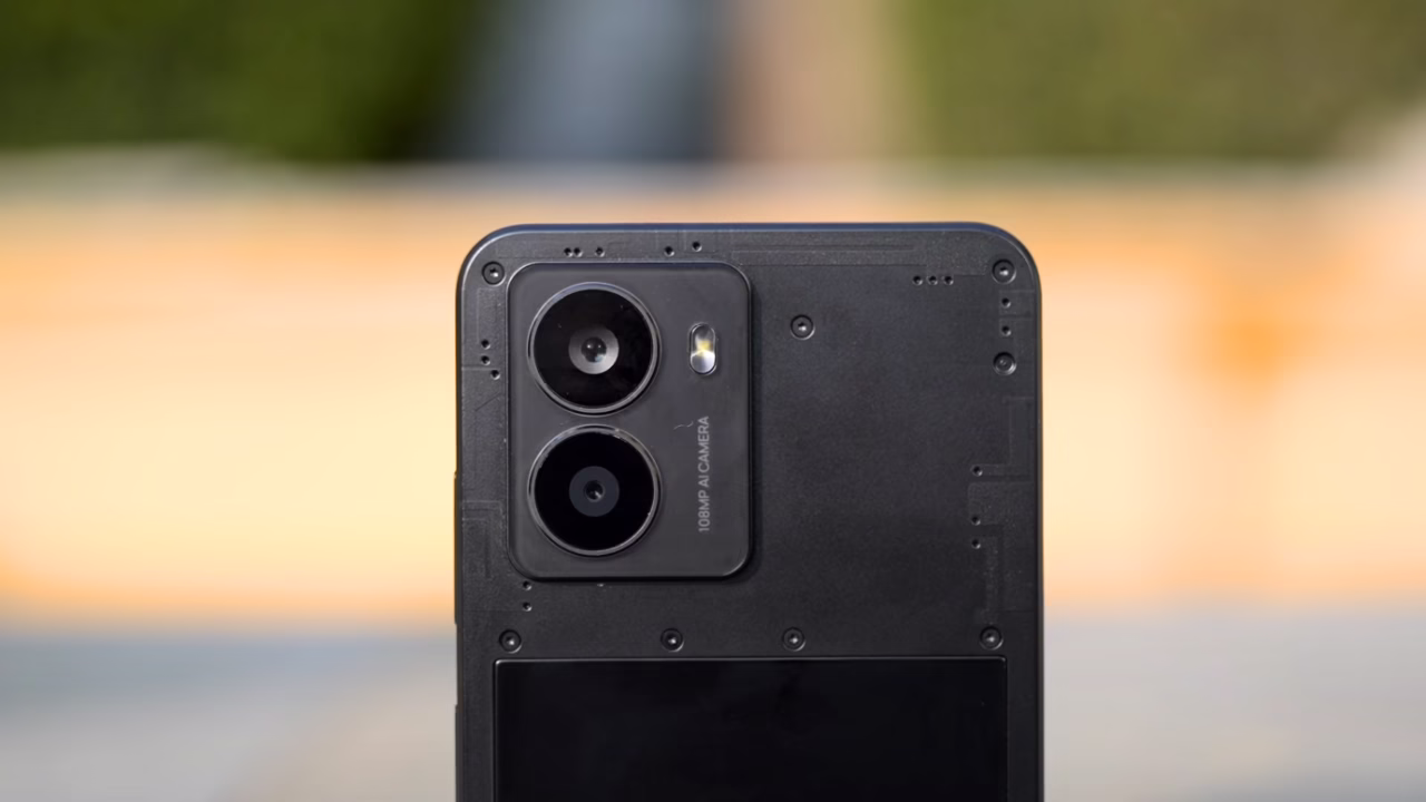 HMD Fusion Camera