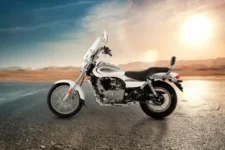 Bajaj Avenger 220 Cruise