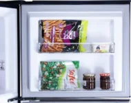 Croma CRLR320FID276260 320 L 3 Star Double Door Refrigerator