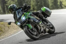 Kawasaki Ninja 1100SX