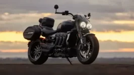 Triumph Rocket 3 Storm